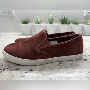 Timberland Women’s Suede Slip-On Sneakers – Burgundy